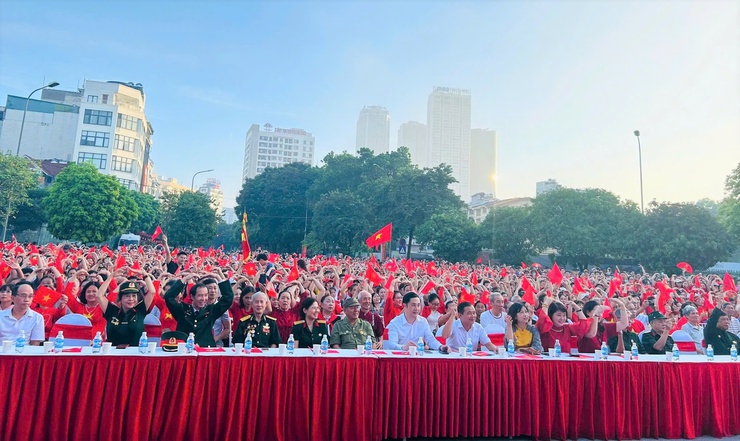 Phường Cầu Giấy trong nhịp bước mùa Thu- Ảnh 3.