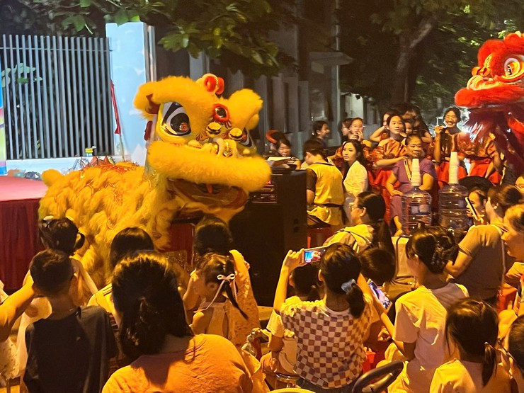 Các địa bàn dân cư phường Đống Đa tổ chức "Đêm hội trăng rằm"- Ảnh 5.