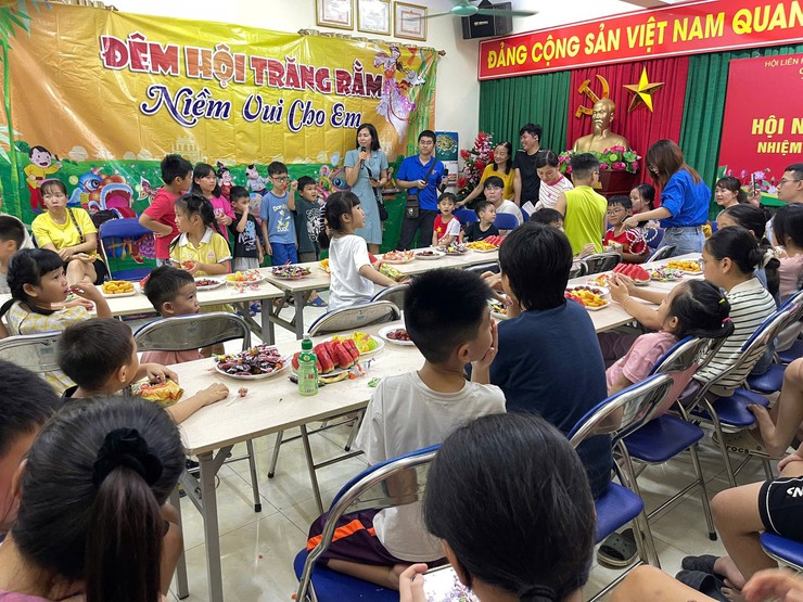 Các địa bàn dân cư phường Đống Đa tổ chức "Đêm hội trăng rằm"- Ảnh 3.