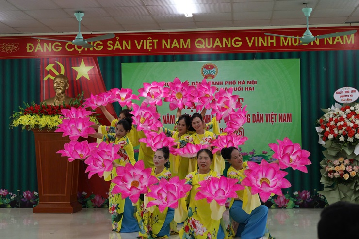 Hội nông dân xã Suối Hai tổ chức gặp mặt kỷ niệm nhân 95 năm Ngày thành lập Hội- Ảnh 5.