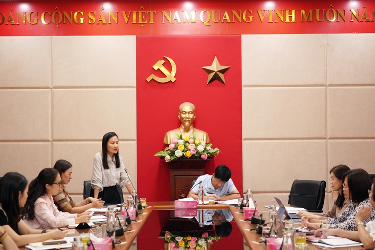 Đoàn công tác Cục Thống kê thành phố Hà Nội kiểm tra, chỉ đạo công tác lập bảng kê Tổng điều tra kinh tế năm 2026 tại phường Chương Mỹ- Ảnh 1.