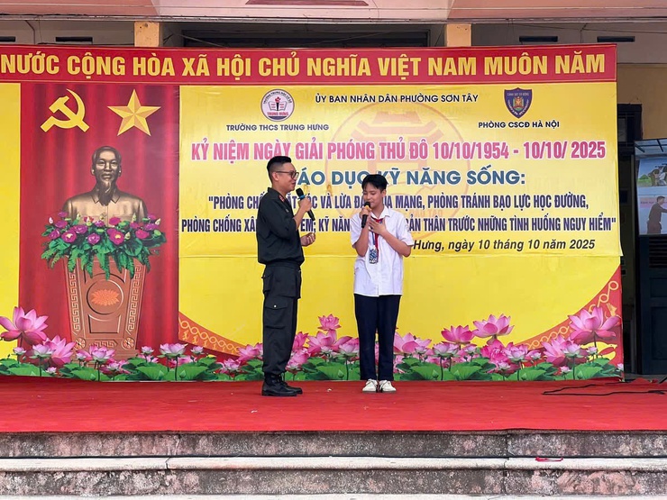 Trên 600 học sinh trường THCS Trung Hưng tham gia hoạt động ngoại khóa giáo dục kỹ năng sống- Ảnh 2.