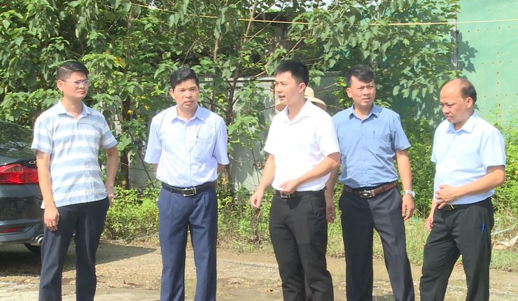 Thường trực HĐND xã Phúc Lộc giám sát thực tế việc thực hiện các dự án trên địa bàn xã- Ảnh 2.