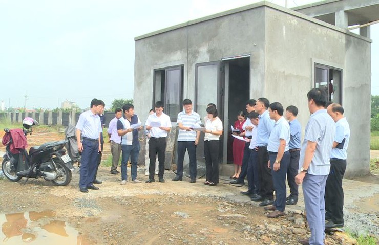 Thường trực HĐND xã Phúc Lộc giám sát thực tế việc thực hiện các dự án trên địa bàn xã- Ảnh 3.