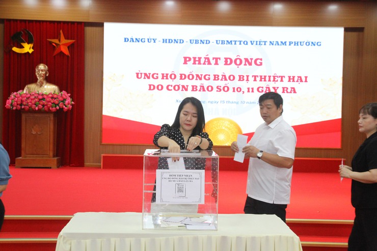 Phường Xuân Phương phát động ủng hộ đồng bão vùng lũ- Ảnh 6.