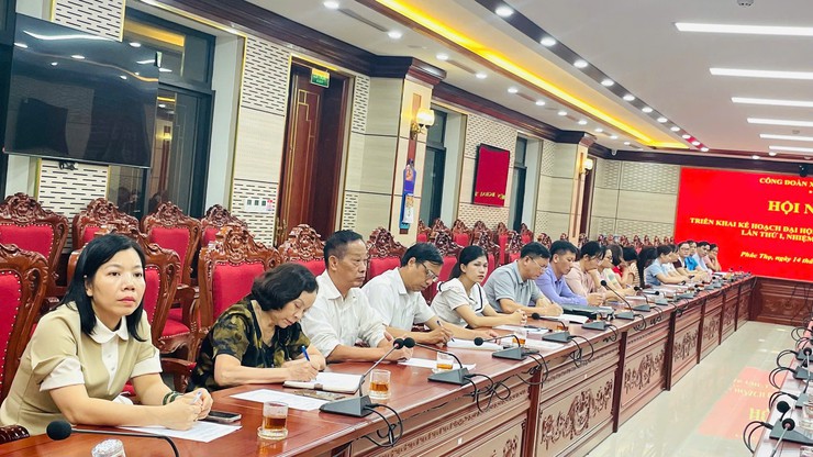 Công đoàn xã Phúc Thọ tổ chức Hội nghị triển khai công tác chuẩn bị Đại hội Công đoàn xã lần thứ I, nhiệm kỳ 2025 – 2030- Ảnh 2.