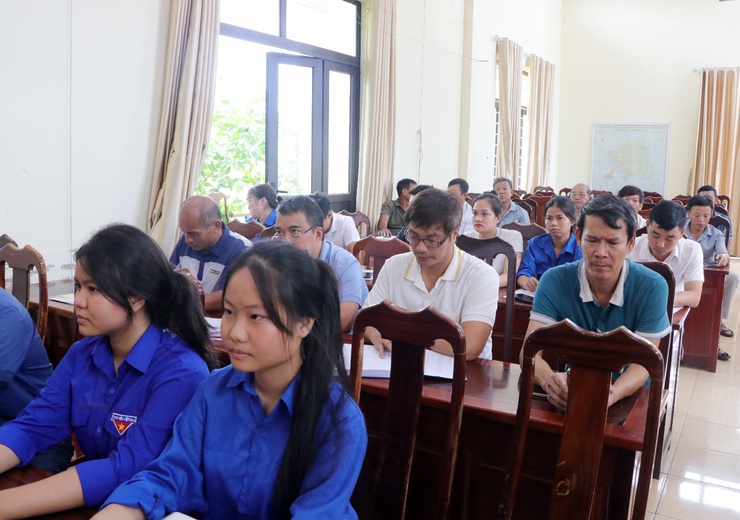 Trần Phú: tổ chức hội nghị kiểm điểm tiến độ chiến dịch làm giàu, làm sạch cơ sở dữ liệu đất đai trên địa bàn xã- Ảnh 2.