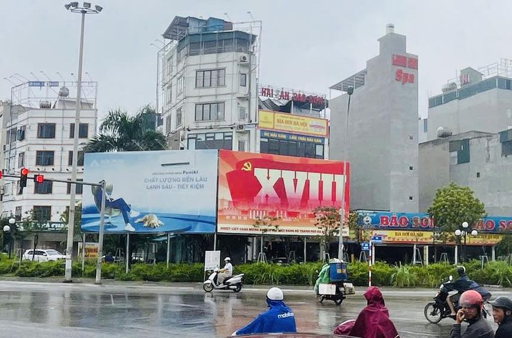 Phường Dương Nội rực rỡ cờ hoa chào mừng Đại hội đại biểu Đảng bộ Thành phố Hà Nội lần thứ XVIII- Ảnh 5.