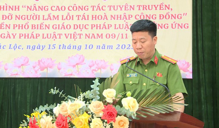 UBND xã Phúc Lộc tổ chức Hội nghị ra mắt mô hình hỗ trợ người lầm lỗi tái hòa nhập cộng đồng và tuyên truyền pháp luật- Ảnh 3.