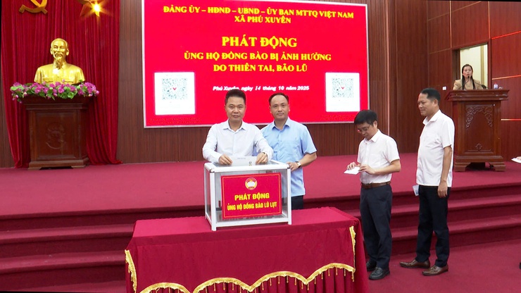 PHÚ XUYÊN PHÁT ĐỘNG THÁNG CAO ĐIỂM “VÌ NGƯỜI NGHÈO” NĂM 2025 VÀ ỦNG HỘ ĐỒNG BÀO BỊ ẢNH HƯỞNG DO THIÊN TAI, BÃO LŨ- Ảnh 2.