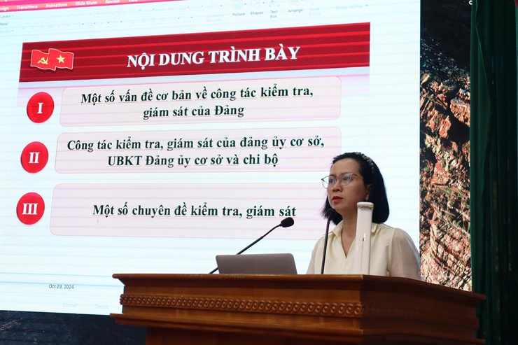 Tập huấn công tác kiểm tra, giám sát, thi hành kỷ luật Đảng tổ chức xây dựng Đảng năm 2025.
- Ảnh 3.