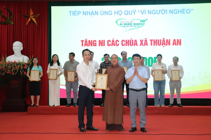 Xã Thuận An phát động Tháng cao điểm "Vì người nghèo" và an sinh xã hội năm 2025- Ảnh 14.