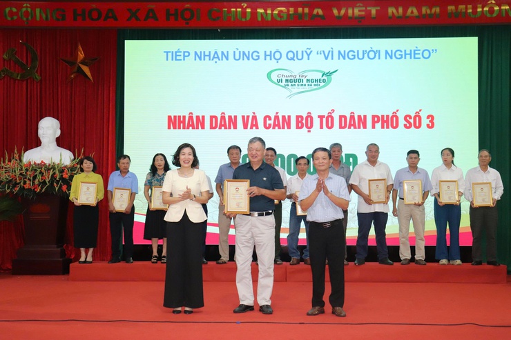 Xã Thuận An phát động Tháng cao điểm "Vì người nghèo" và an sinh xã hội năm 2025- Ảnh 18.