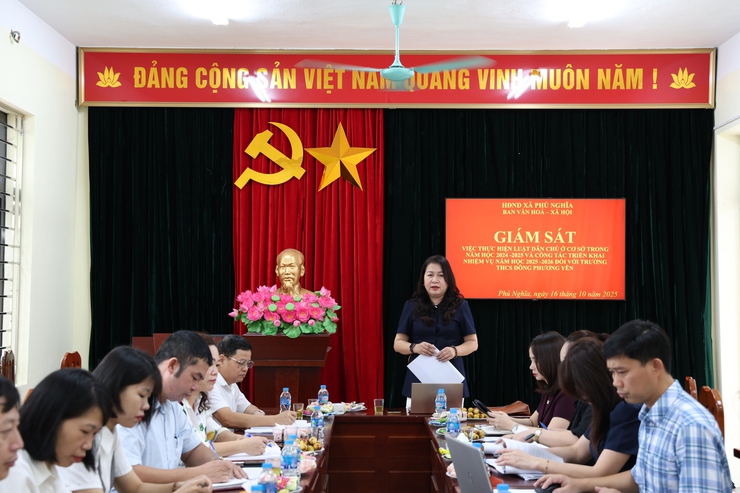 Ban Văn hóa – Xã hội Hội đồng nhân dân xã Phú Nghĩa tổ chức giám sát tại Trường Trung học cơ sở Đông Phương Yên- Ảnh 1.