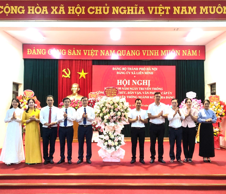 Kỷ niệm 95 năm Ngày truyền thống Công tác Tổ chức, Dân vận, Văn phòng cấp ủy và 77 năm Ngành Kiểm tra Đảng- Ảnh 2.