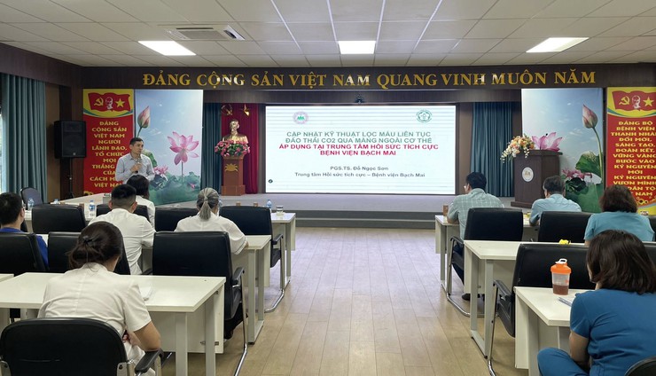 Bệnh viện Thanh Nhàn đẩy mạnh nghiên cứu khoa học và cập nhật kỹ thuật cao trong các buổi sinh hoạt khoa học- Ảnh 1.
