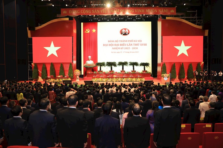 ĐOÀN ĐẠI BIỂU XÃ YÊN XUÂN DỰ ĐẠI HỘI ĐẢNG BỘ THÀNH PHỐ HÀ NỘI LẦN THỨ XVIII, NHIỆM KỲ 2025-2030- Ảnh 1.