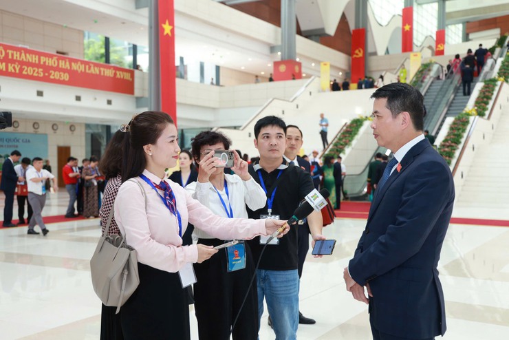 ĐOÀN ĐẠI BIỂU ĐẢNG BỘ PHƯỜNG CỬA NAM DỰ ĐẠI HỘI ĐẠI BIỂU ĐẢNG BỘ THÀNH PHỐ HÀ NỘI LẦN THỨ XVIII, NHIỆM KỲ 2025 - 2030- Ảnh 3.