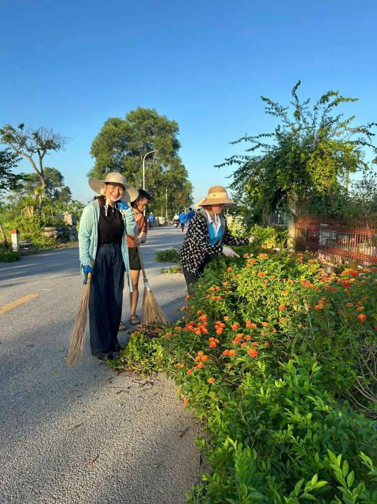 Ủy ban MTTQ Việt Nam xã Phú Xuyên: Duy trì hiệu quả phong trào ''Cuối tuần xanh''- Ảnh 2.