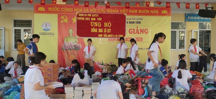 CÁC ĐƠN VỊ TRƯỜNG HỌC TRÊN ĐỊA BÀN XÃ PHÚ XUYÊN CHUNG TAY ỦNG HỘ ĐỒNG BÀO VÙNG LŨ TỈNH THÁI NGUYÊN- Ảnh 6.