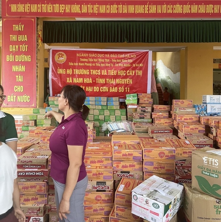 CÁC ĐƠN VỊ TRƯỜNG HỌC TRÊN ĐỊA BÀN XÃ PHÚ XUYÊN CHUNG TAY ỦNG HỘ ĐỒNG BÀO VÙNG LŨ TỈNH THÁI NGUYÊN- Ảnh 1.