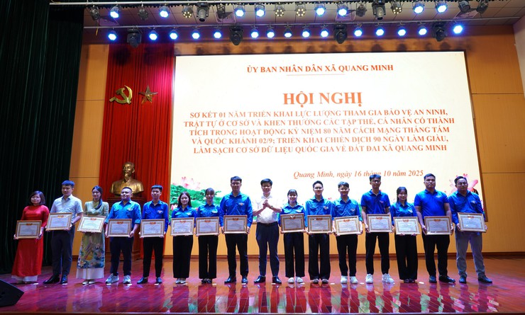 Xã Quang Minh sơ kết 01 năm triển khai lực lượng bảo vệ an ninh, trật tự ở cơ sở- Ảnh 4.