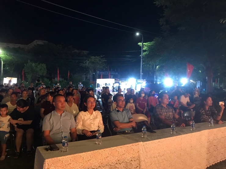 CHƯƠNG TRÌNH NGHỆ THUẬT CHÀO MỪNG ĐẠI HỘI ĐẠI BIỂU ĐẢNG BỘ THÀNH PHỐ HÀ NỘI LẦN THỨ XVIII- Ảnh 1.