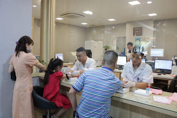 Xây dựng hệ thống y tế công bằng, chất lượng, hiệu quả, bền vững- Ảnh 1.