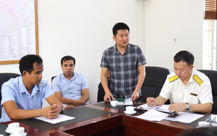 Bát Tràng giao ban Ban chỉ đạo 389 công tác phòng chống buôn lậu, gian lận thương mại- Ảnh 2.