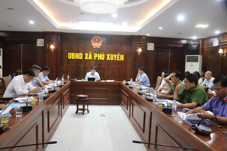  Hội nghị xin ý kiến các Sở, ngành và các đơn vị có liên quan về việc triển khai Kế hoạch tổ chức cưỡng chế đối với tổ chức, cá nhân vi phạm đất đai.- Ảnh 1.
