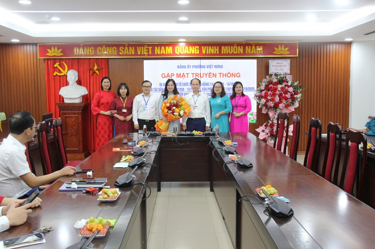 Phường Việt Hưng: Kỷ niệm 95 năm Ngày truyền thống các Ban Xây dựng Đảng, Văn phòng cấp ủy và 77 năm Ngày thành lập ngành Kiểm tra của Đảng- Ảnh 7.