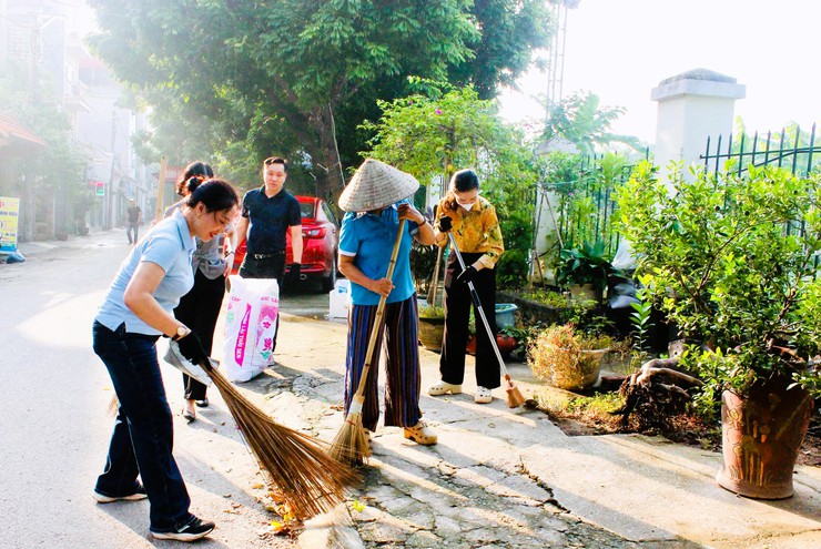 Phường Tây Tựu ra quân “Ngày Chủ nhật xanh”- Ảnh 2.