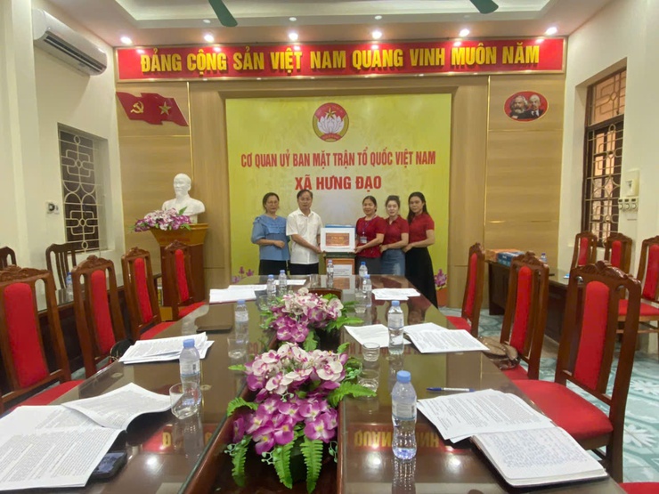 LỜI CẢM ƠN NHỮNG TẤM LÒNG HƯỚNG VỀ ĐỒNG BÀO VÙNG BÃO LŨ- Ảnh 1.