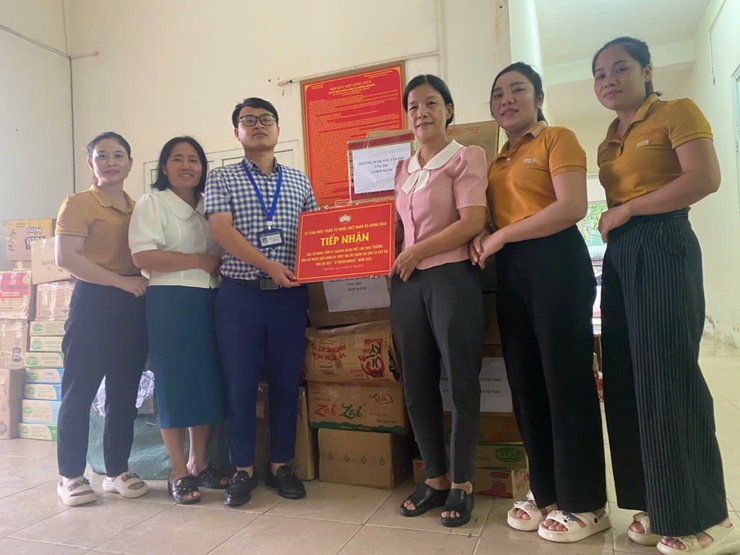 LỜI CẢM ƠN NHỮNG TẤM LÒNG HƯỚNG VỀ ĐỒNG BÀO VÙNG BÃO LŨ- Ảnh 11.