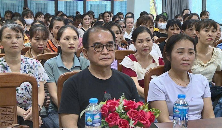 Công ty TNHH Bona Apparel Việt Nam, xã Phúc Thọ tuyên truyền, tư vấn pháp luật cho công nhân lao động- Ảnh 3.