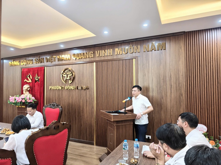 Đảng ủy phường Đông Ngạc tổ chức hội nghị gặp mặt kỷ niệm 95 năm Ngày truyền thống ngành Tổ chức xây dựng Đảng, Dân vận của Đảng, ngày truyền thống Văn phòng cấp ủy và 77 năm Ngày thành lập ngành Kiểm tra Đảng- Ảnh 4.