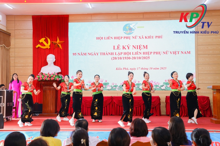 Hội LHPN xã Kiều Phú kỷ niệm 95 năm ngày thành lập Hội Liên hiệp Phụ nữ Việt Nam 20/10- Ảnh 5.