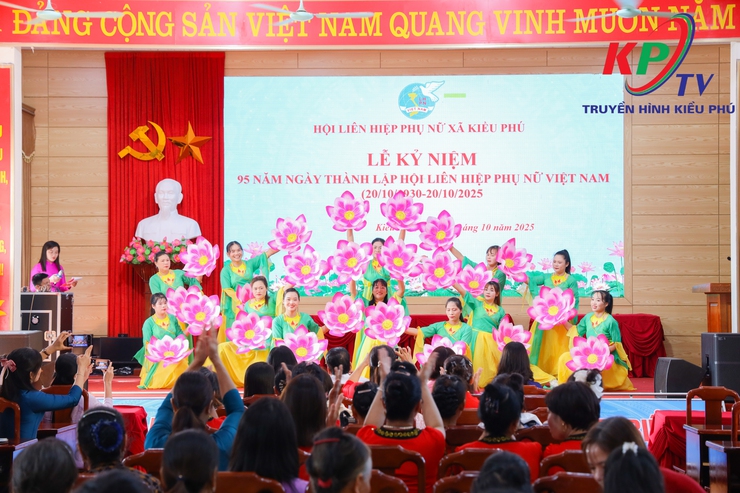 Hội LHPN xã Kiều Phú kỷ niệm 95 năm ngày thành lập Hội Liên hiệp Phụ nữ Việt Nam 20/10- Ảnh 3.