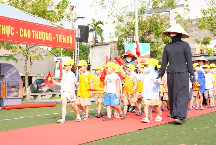 Xã Quốc Oai tổng duyệt sẵn sàng cho Đại hội Thể dục Thể thao lần thứ Nhất năm 2025- Ảnh 13.