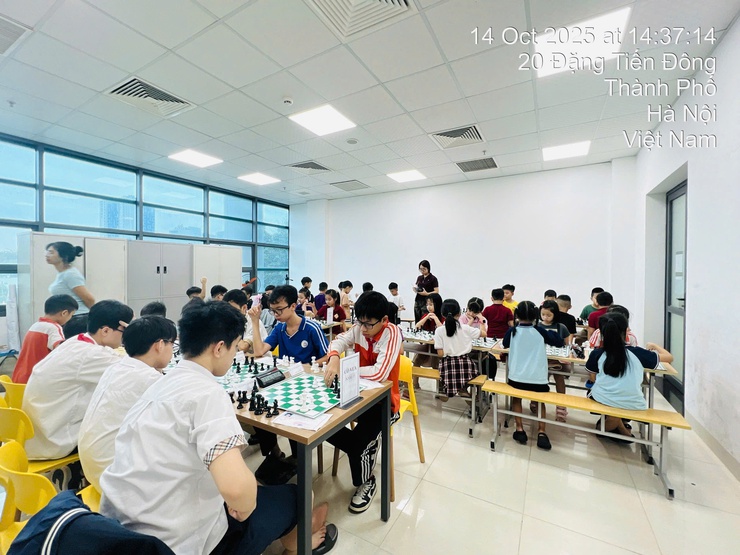 Giải cờ vua, cờ tướng, bóng bàn học sinh năm học 2025 - 2026 chào mừng Đại hội Đại biểu Thành phố Hà Nội lần thứ XVIII- Ảnh 7.
