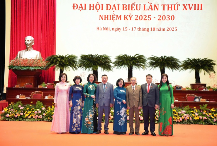 Đại hội đại biểu Đảng bộ Thành phố Hà Nội lần thứ XVIII thành công tốt đẹp- Ảnh 3.