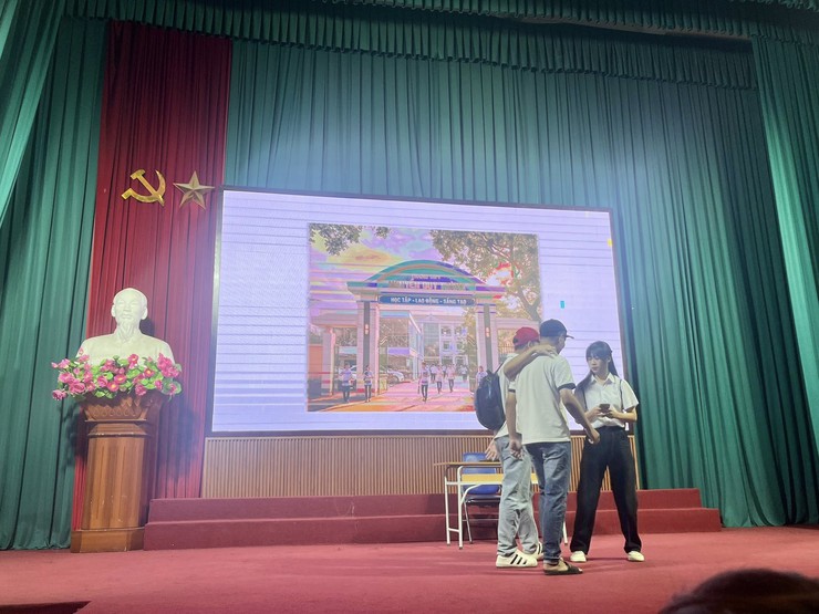 Công an phường Đống Đa tuyên truyền phòng chống tội phạm trong học đường- Ảnh 5.