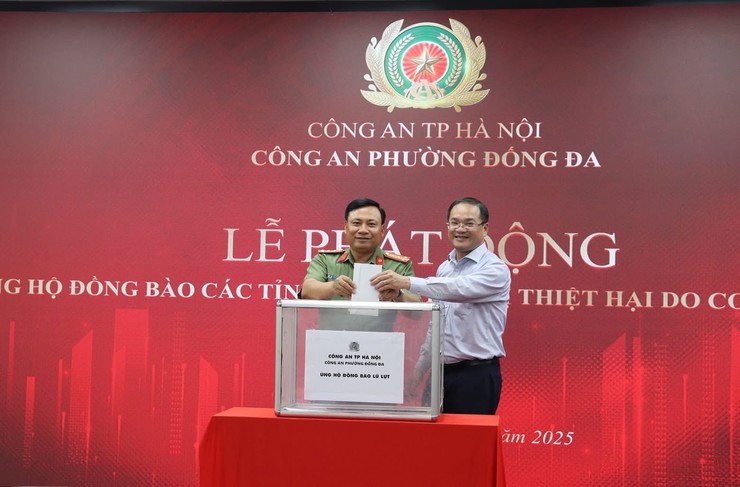 Lãnh đạo Công an thành phố Hà Nội kiểm tra, làm việc tại Công an phường Đống Đa- Ảnh 5.