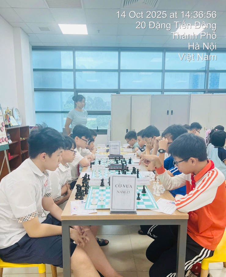 Giải cờ vua, cờ tướng, bóng bàn học sinh năm học 2025 - 2026 chào mừng Đại hội Đại biểu Thành phố Hà Nội lần thứ XVIII- Ảnh 6.
