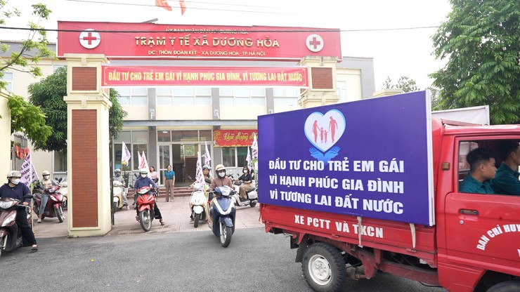 Chương trình hưởng ứng ngày Quốc tế trẻ em gái 11/10/2025 Với chủ đề “Đầu tư cho trẻ em gái vì hạnh phúc gia đình, vì tương lai đất nước”- Ảnh 8.