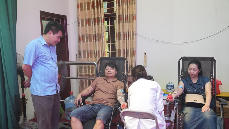 263 đơn vị máu an toàn trong Ngày hội Hiến máu tình nguyện năm 2025 tại xã Dương Hoà - Ảnh 2.