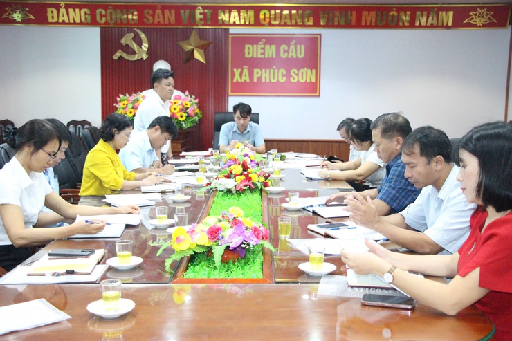 ĐẢNG ỦY XÃ PHÚC SƠN TỔ CHỨC HỘI NGHỊ ĐÁNH GIÁ KẾT QUẢ HOẠT ĐỘNG BAN CÔNG TÁC 35 VÀ KHỐI DÂN VẬN XÃ QUÝ III, TRIỂN KHAI NHIỆM VỤ TRỌNG TÂM QUÝ IV NĂM 2025- Ảnh 1.