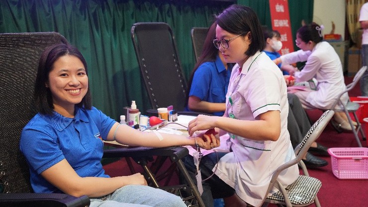 263 đơn vị máu an toàn trong Ngày hội Hiến máu tình nguyện năm 2025 tại xã Dương Hoà - Ảnh 9.