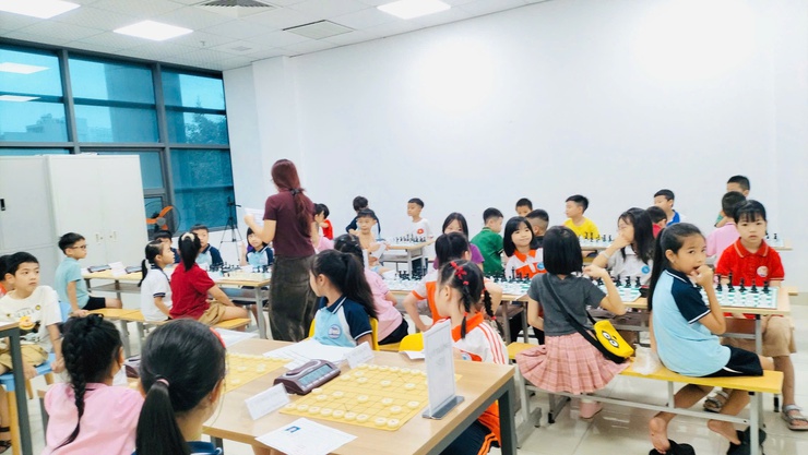 Giải cờ vua, cờ tướng, bóng bàn học sinh năm học 2025 - 2026 chào mừng Đại hội Đại biểu Thành phố Hà Nội lần thứ XVIII- Ảnh 8.
