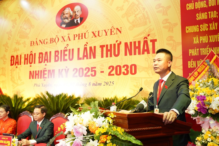 Đồng chí Bí thư Đảng ủy xã Phú Xuyên trúng cử Ban Chấp hành Đảng bộ TP Hà Nội khóa XVIII, nhiệm kỳ 2025 - 2030- Ảnh 2.